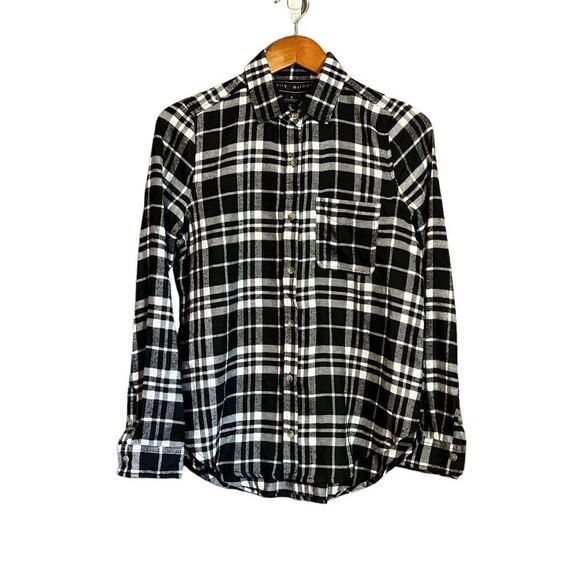 NWT! Polly & Esther black & white flannel shirt - Picture 1 of 11